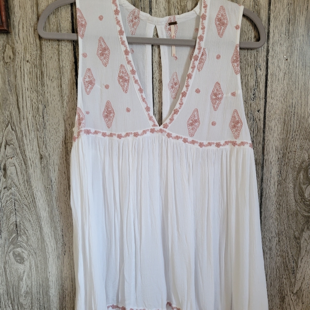 Free People Diamond Embroidery Sleeveless Top - Picture 4 of 8